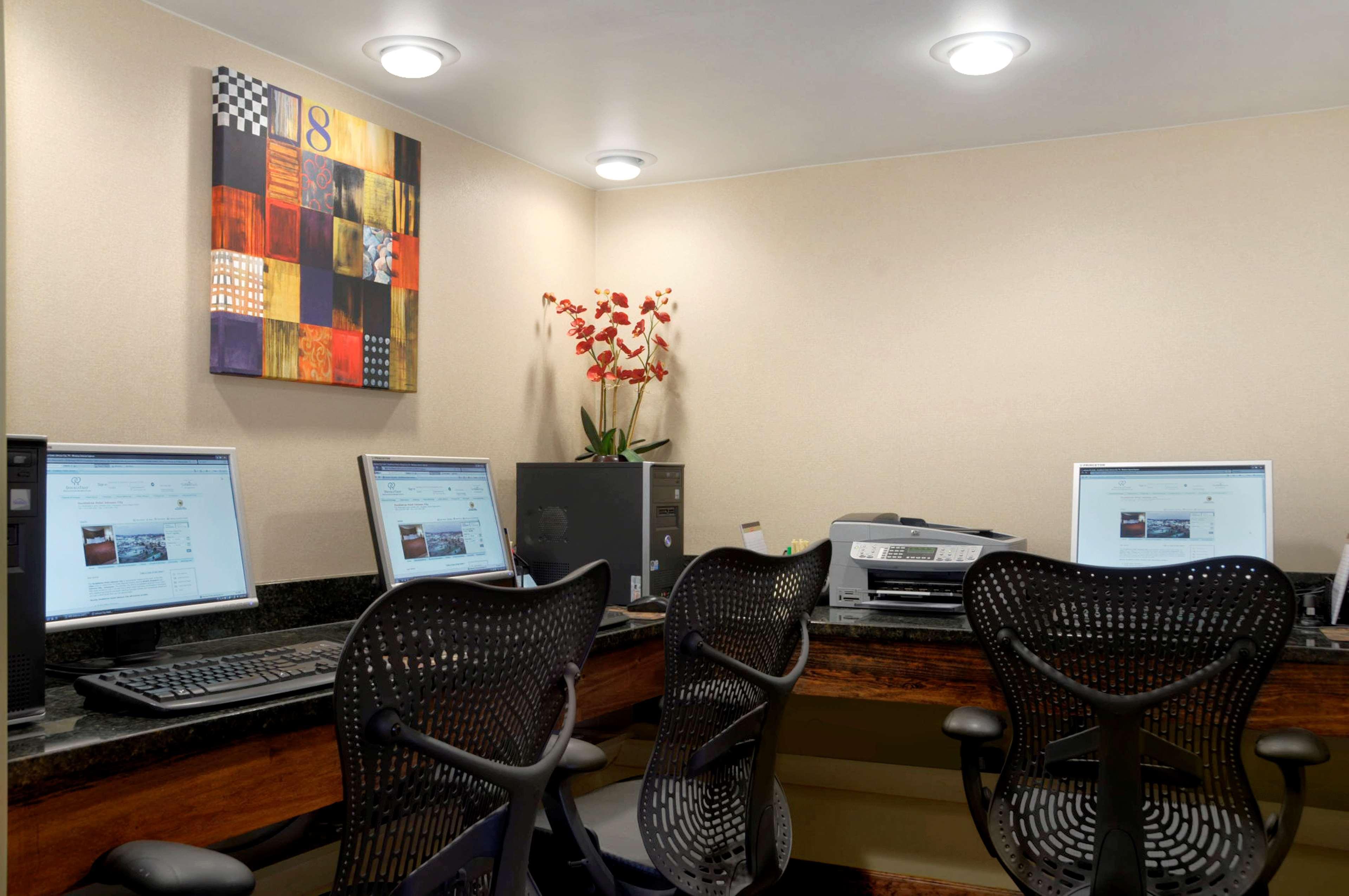 Doubletree By Hilton Johnson City Faciliteiten foto