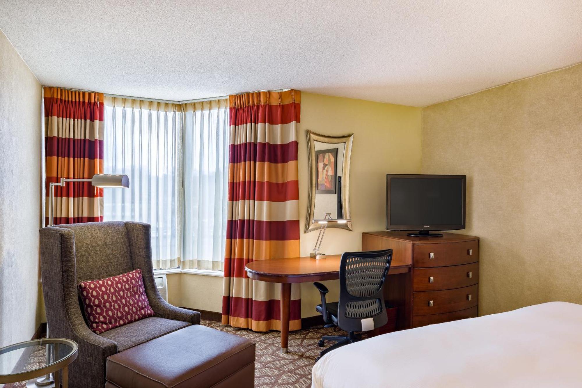 Doubletree By Hilton Johnson City Buitenkant foto