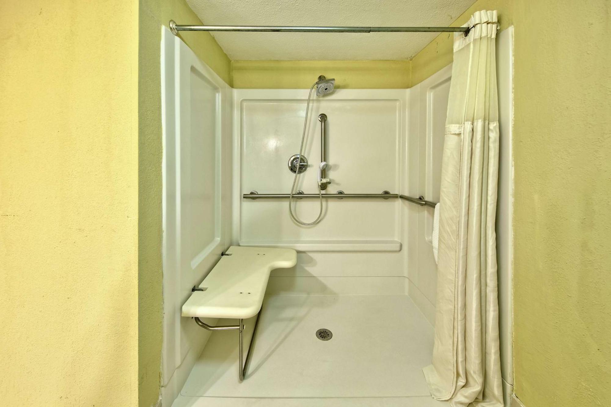 Doubletree By Hilton Johnson City Buitenkant foto