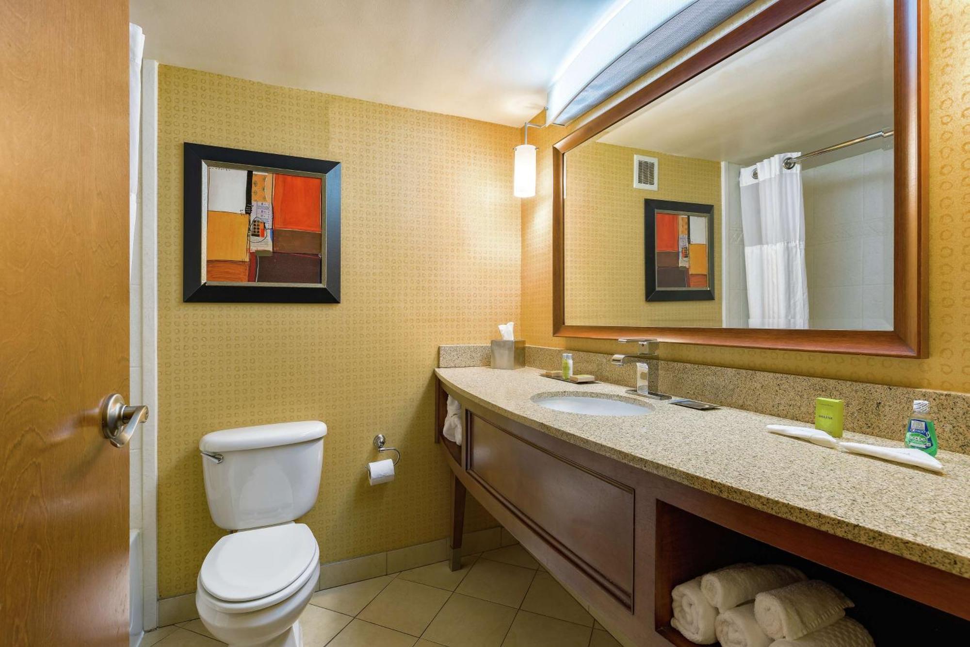 Doubletree By Hilton Johnson City Buitenkant foto