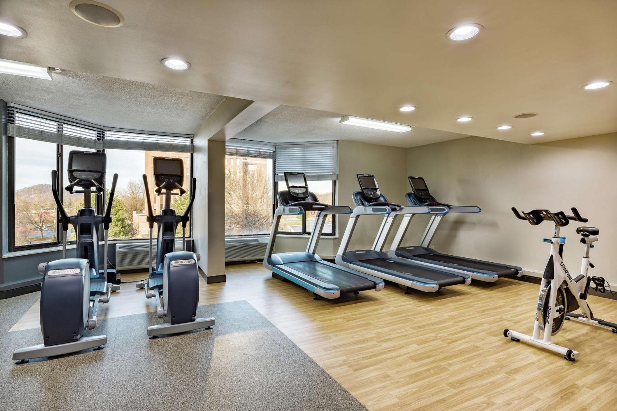 Doubletree By Hilton Johnson City Buitenkant foto