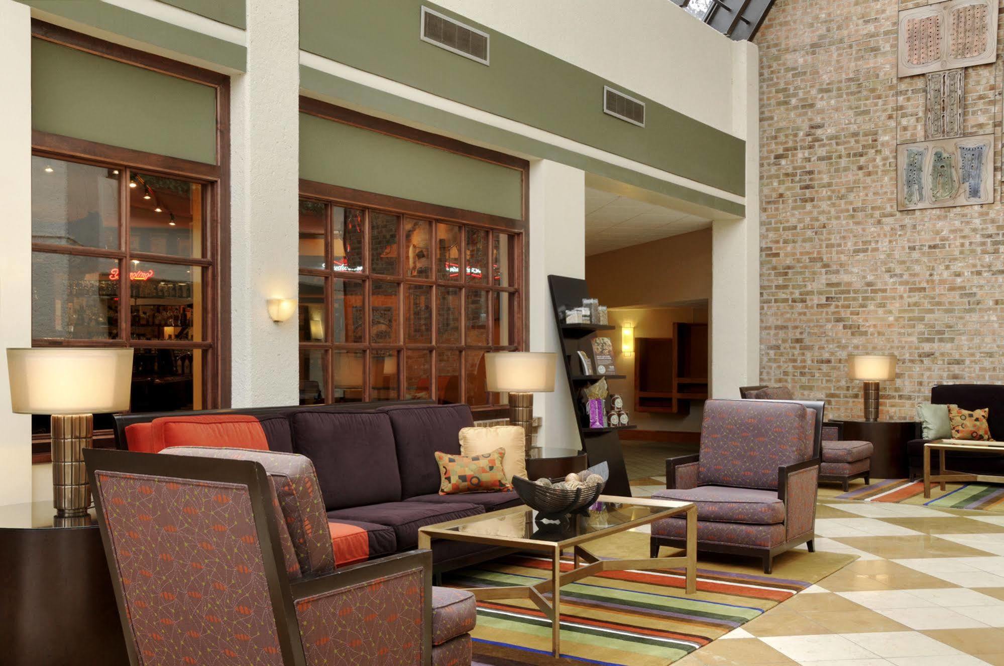 Doubletree By Hilton Johnson City Buitenkant foto