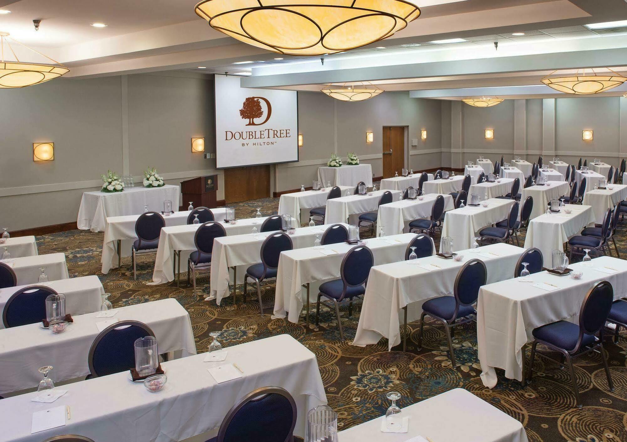 Doubletree By Hilton Johnson City Buitenkant foto